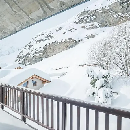 Elegant And Cozy In The Heart Of Cervinia 布勒伊-切尔维尼亚