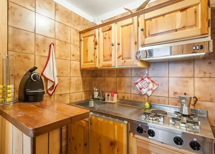 Elegant And Cozy In The Heart Of Cervinia Breuil-Cervinia