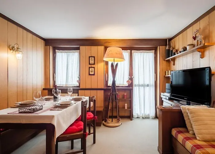 Apartment Elegant And Cozy In The Heart Of Cervinia *